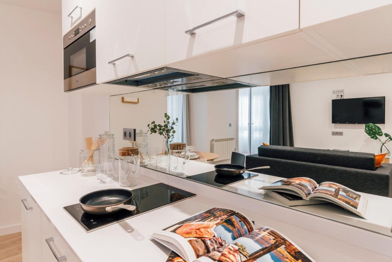 Edificio Calixto By Plaza Mayor Apartment *